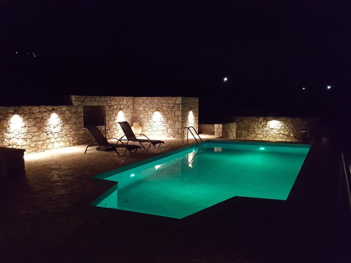 Rathimata Villas 斯陶帕 外观 照片